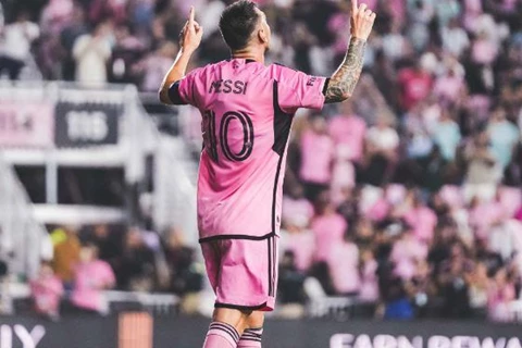 بعد غياب 105 أيام.. ميسي يعود بثنائية "تاريخية" ويقود إنتر ميامي للفوز بالدوري الأمريكي